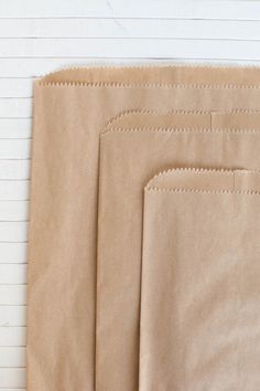 BAGS BROWN SQR C/A 215X200 (HAMBURGER SIZE NOT LINED)